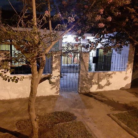 Posada La Isla Ezeiza Esteban Echeverria Εξωτερικό φωτογραφία